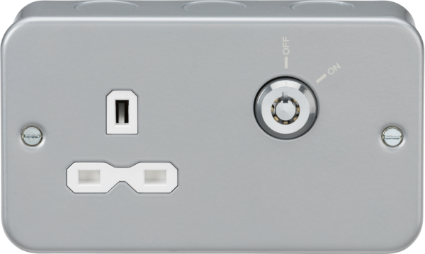Socket, 2 Gang DP Switched Lockable, c/w 20mm Cable Gland Entry