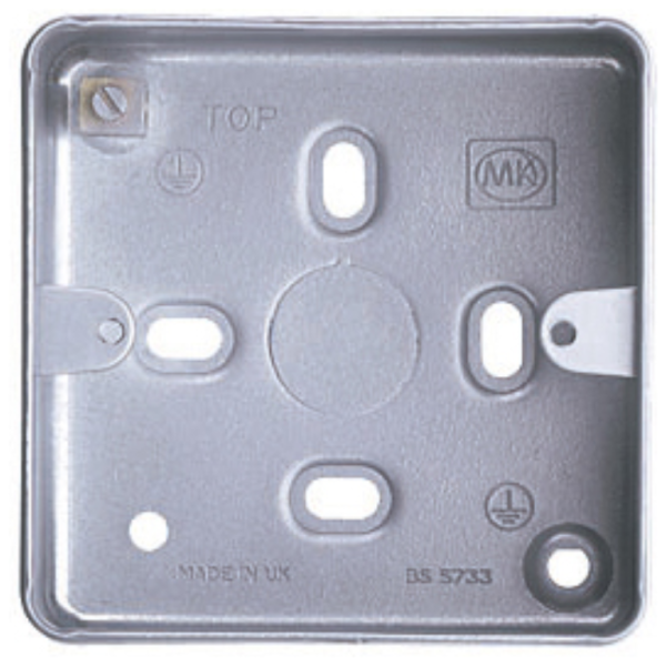 Box, 1 & 2 Gang Flush, c/w 2 x 20mm Knockouts