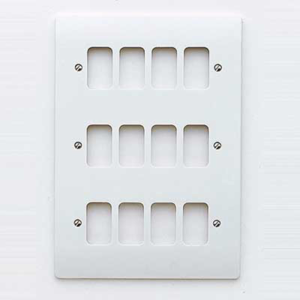 Frontplate, 12 Module