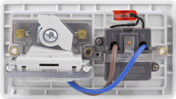 Click Lockable Socket 1G DP 13A c/w Neon - Image 2
