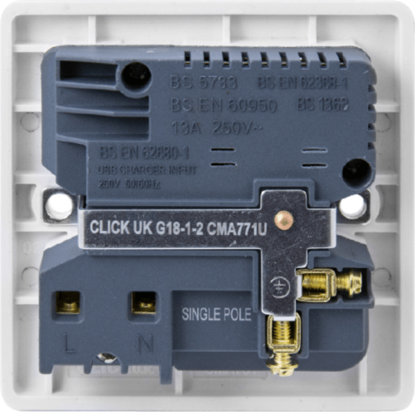 Socket, 1 Gang Switched c/w USB Outlet - Image 2