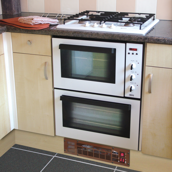 Heater, Fan Plinth 3 Heat Settings IP20, Thermo Cntrl c/w Thermal Cut Out - Image 4