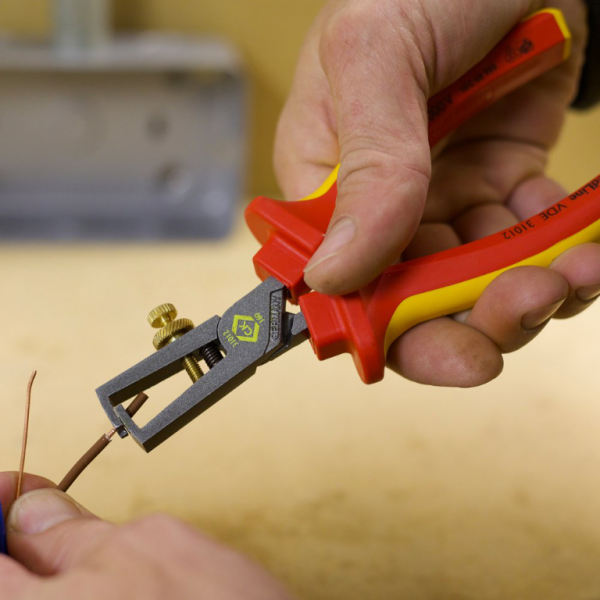 CK VDE WIRE STRIPPER PLIERS 160mm - Image 5