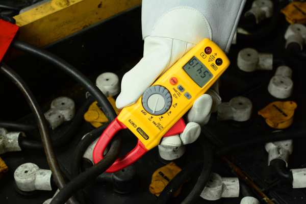 Clamp Meter, Multimeter True RMS AC/DC - Image 3