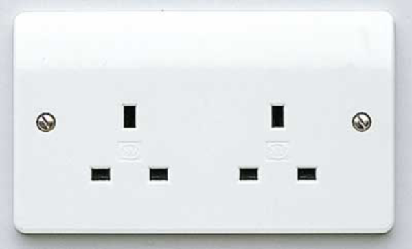 Socket, 2 Gang Unswitched Dual Earth Flush