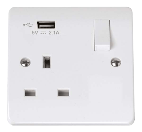 Socket, 1 Gang Switched c/w USB Outlet