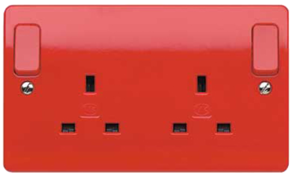 Socket, 2 Gang Switched DP Dual Earth, Red Outboard Rockers