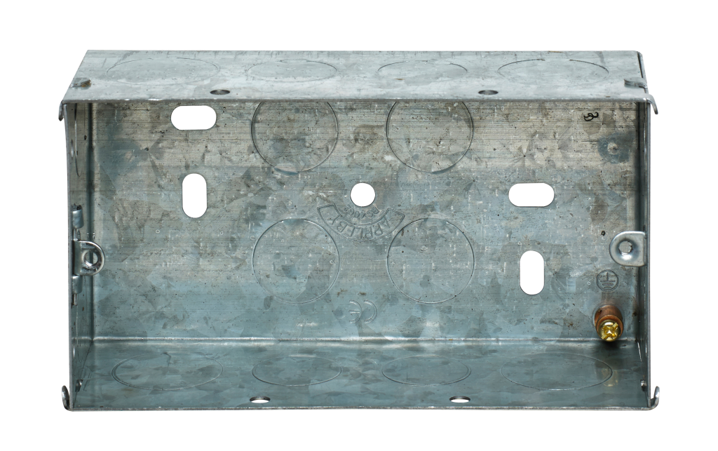 Box, 2 Gang Adjustable Lug Flush, 16 x 20mm 6 x 25mm Knockouts
