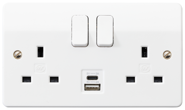 Socket, 2 Gang Switched DP, c/w 2 Port USB A+C Charger - Image 3