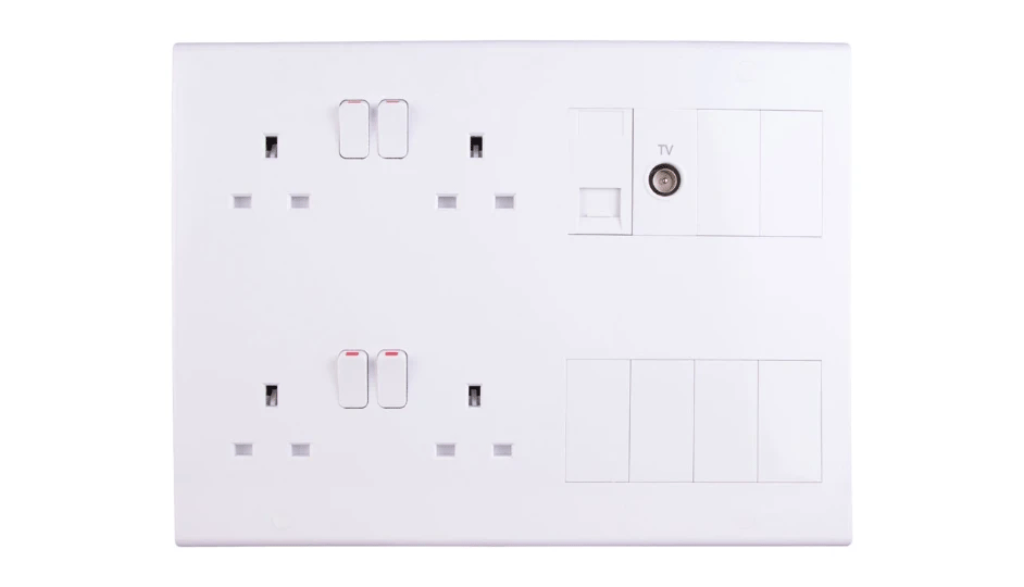 Media Plate, 2x2Gang Switched Sockets, c/w Coax&BT Sec & 6 Blank Modules
