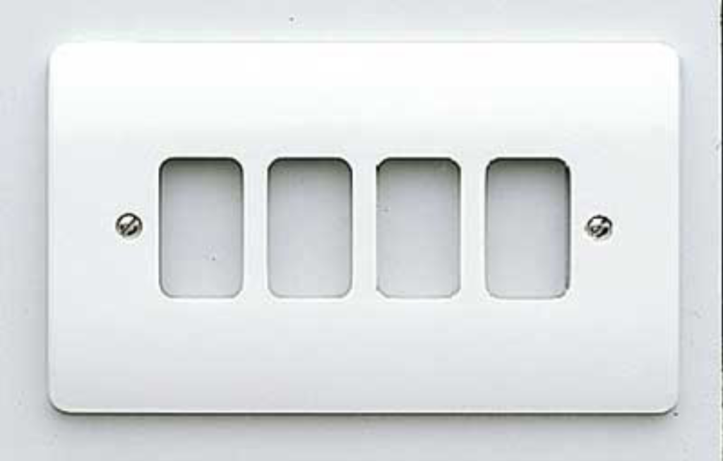 Frontplate, 4 Module