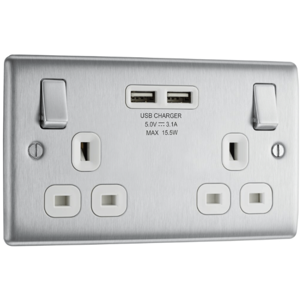 Socket, Switched 2 Gang c/w 2 USB, White Insert
