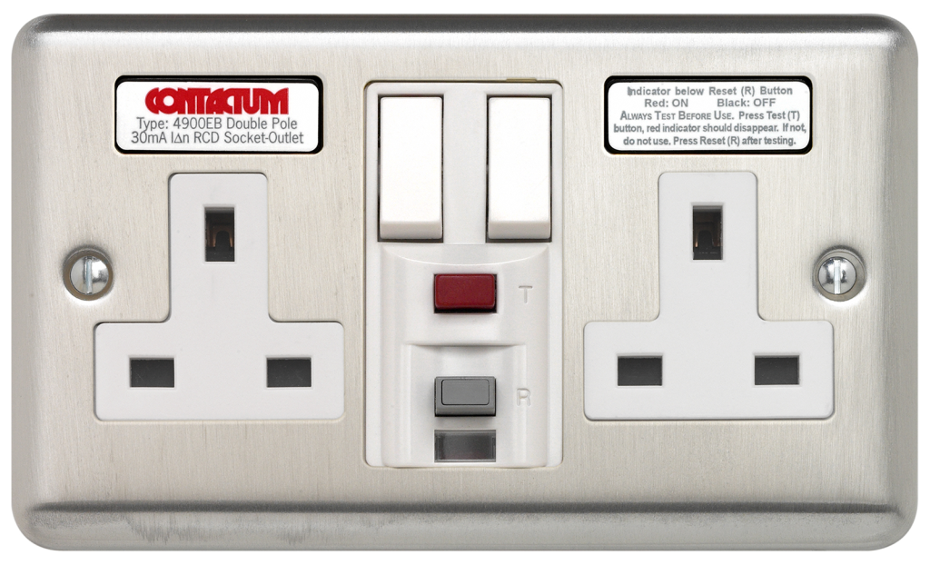 Socket, 2 Gang RCD Switched Latching, c/w White Insert