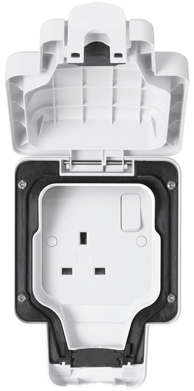 Socket, 1 Gang Switched DP IP66
