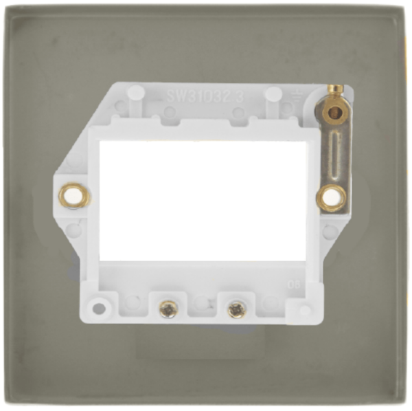 Frontplate, 1 Gang 3 Aperture, White Gasket Victorian - Image 2