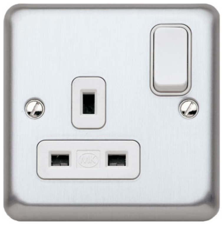 Socket, 1 Gang Switched DP, c/w Dual Earth Terminals